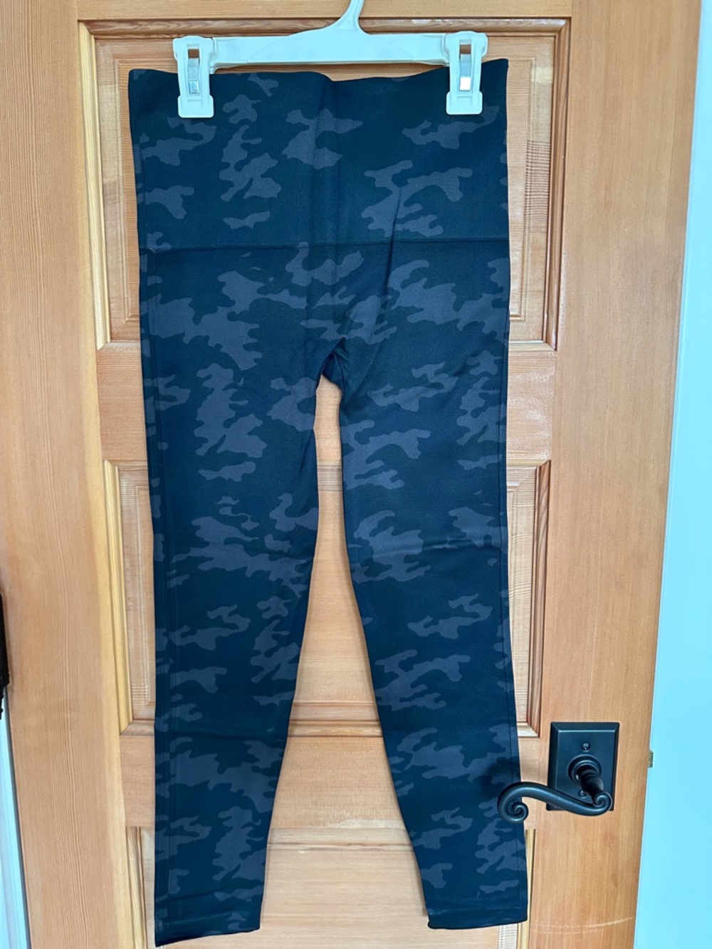 SPANX womens Black Camo High-Rise Leggings